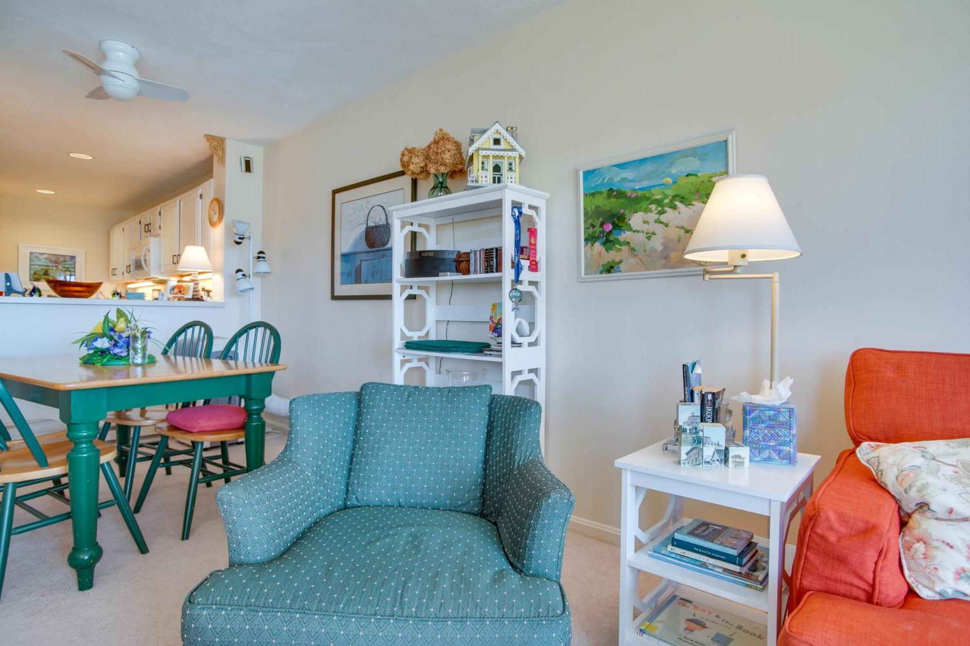 Breezy Oak Bluffs Condo - Steps To Inkwell Beach! Buitenkant foto